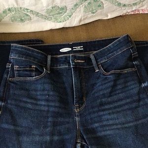 Old Navy dark wash jeans. In excellent condition. Boot cut